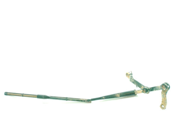 A2478204600 BRAZO LIMPIAPARABRISAS DEL DER MERCEDES BENZ GLA (H247)|Desguaces La Cabaña