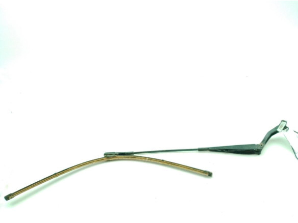 A2478204500 BRAZO LIMPIAPARABRISAS DEL IZQ MERCEDES BENZ GLA (H247)|Desguaces La Cabaña
