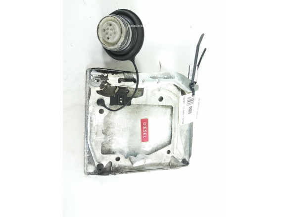 TAPA COMBUSTIBLE NISSAN NV200 Furgón/ranchera familiar|Desguaces La Cabaña