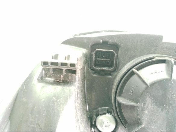 921021E020 FARO DERECHO HYUNDAI ACCENT III (MC)|Desguaces La Cabaña
