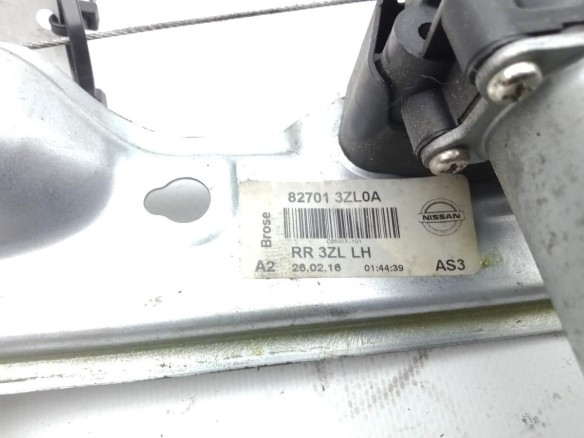 827013ZL0A ELEVALUNAS PUERTA LAT TRA IZQ NISSAN PULSAR Fastback (C13) |Desguaces La Cabaña