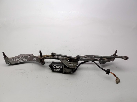  404518 MOTOR LIMPIAPARABRISAS DEL MERCEDES BENZ CLASE C (W203)|Desguaces La Cabaña