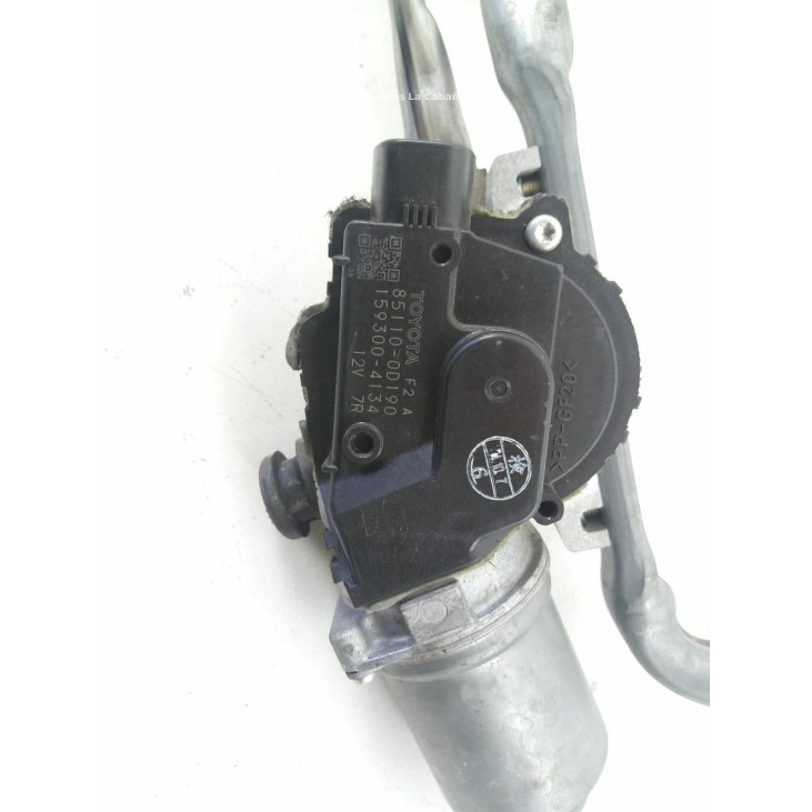 851100D190 MOTOR LIMPIAPARABRISAS DEL TOYOTA YARIS (_P13_) |Desguaces La Cabaña