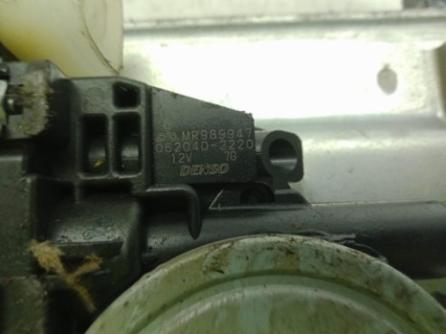 MR989947 ELEVALUNAS PUERTA LAT TRA DER MITSUBISHI GRANDIS (NA_W)|Desguaces La Cabaña
