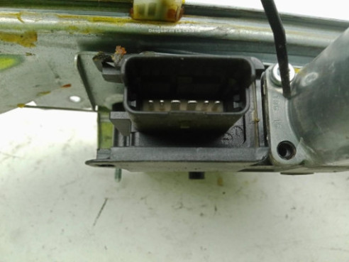 9806081880 ELEVALUNAS PUERTA LAT DEL IZQ PEUGEOT 208|Desguaces La Cabaña