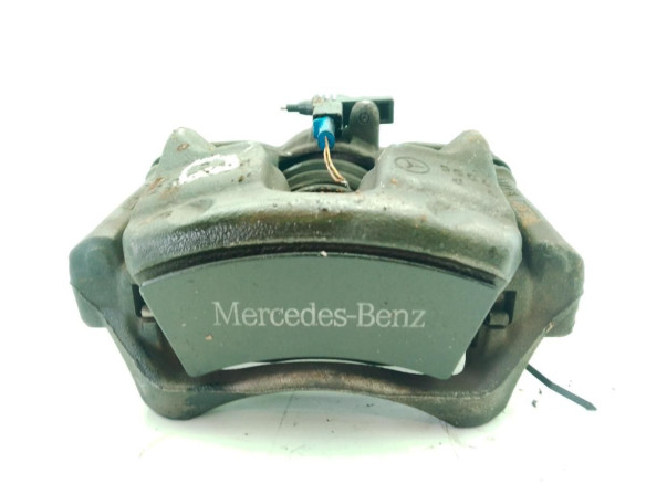 A0004217481 PINZA DEL DER MERCEDES BENZ CLASE A (W176)|Desguaces La Cabaña