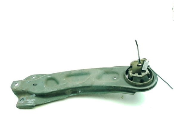   BRAZO SUSPENSION TRA IZQ INF LONGITUDINAL INFINITI Q30|Desguaces La Cabaña
