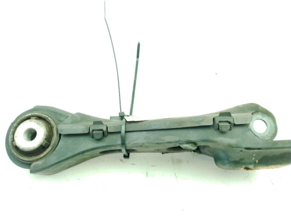   BRAZO SUSPENSION TRA DER INF ANTERIOR INFINITI Q30|Desguaces La Cabaña