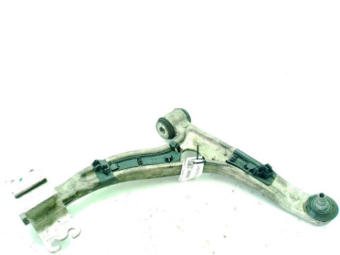   BRAZO SUSPENSION DEL DER INF INFINITI Q30|Desguaces La Cabaña