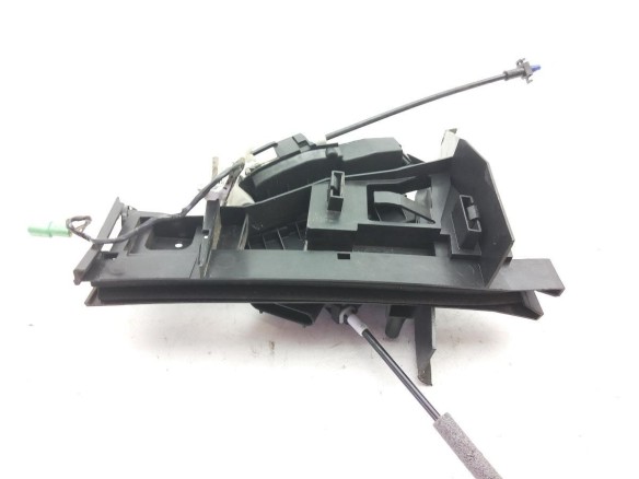 BM5AA26412AF CERRADURA PUERTA LAT TRA DER FORD FOCUS III |Desguaces La Cabaña