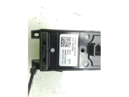 AM5T14A132AA MANDO ELEVALUNAS PUERTA LAT DEL IZQ FORD FOCUS III|Desguaces La Cabaña