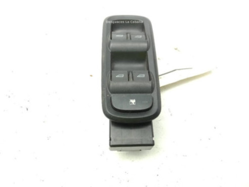 8A6R14A132CC MANDO ELEVALUNAS PUERTA LAT DEL IZQ FORD FIESTA VI|Desguaces La Cabaña