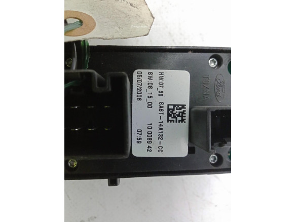 8A6R14A132CC MANDO ELEVALUNAS PUERTA LAT DEL IZQ FORD FIESTA VI|Desguaces La Cabaña
