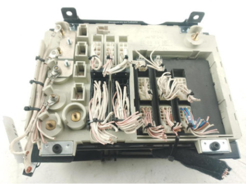 CAJA FUSIBLES INTERIOR (BSI)|Desguaces La Cabaña 2