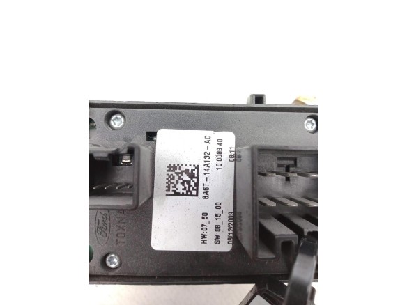 8A6T14A132AC MANDO ELEVALUNAS PUERTA LAT DEL IZQ FORD FIESTA VI |Desguaces La Cabaña