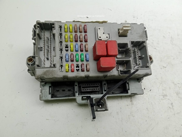 51863219 CAJA FUSIBLES INTERIOR (BSI) FIAT BRAVO II (198_)|Desguaces La Cabaña