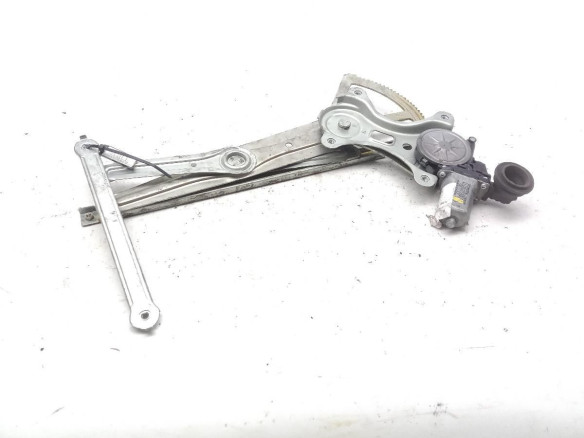 ELEVALUNAS PUERTA LAT DEL DER TOYOTA HILUX |Desguaces La Cabaña