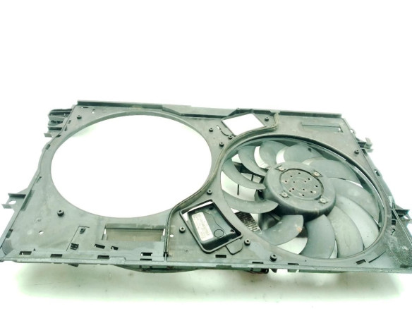 3D0121191P ELECTROVENTILADOR VW PHAETON (3D1, 3D2, 3D3, 3D4, 3D6, 3D7, 3D8, 3D9)|Desguaces La Cabaña