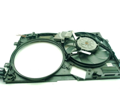 880537B INTERCOOLER DERECHO VW PHAETON (3D1, 3D2, 3D3, 3D4, 3D6, 3D7, 3D8, 3D9)|Desguaces La Cabaña 2