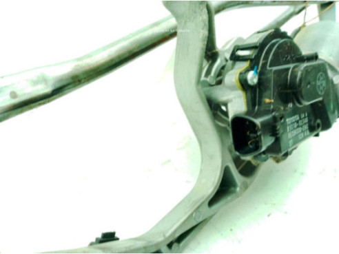  8511002340 MOTOR LIMPIAPARABRISAS DEL TOYOTA AURIS (_E18_)|Desguaces La Cabaña