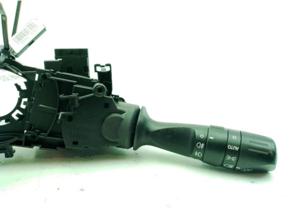 17F852 MANDO COMPLETO TOYOTA AURIS (_E18_)|Desguaces La Cabaña