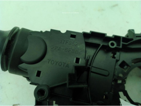 17F852 MANDO COMPLETO TOYOTA AURIS (_E18_)|Desguaces La Cabaña
