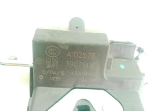 A102523, 39021416 CERRADURA PORTON / TAPA MALETA OPEL CORSA E (X15)|Desguaces La Cabaña