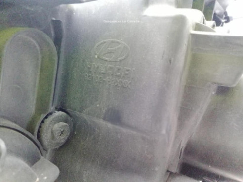 FARO DERECHO HYUNDAI TERRACAN (HP) |Desguaces La Cabaña