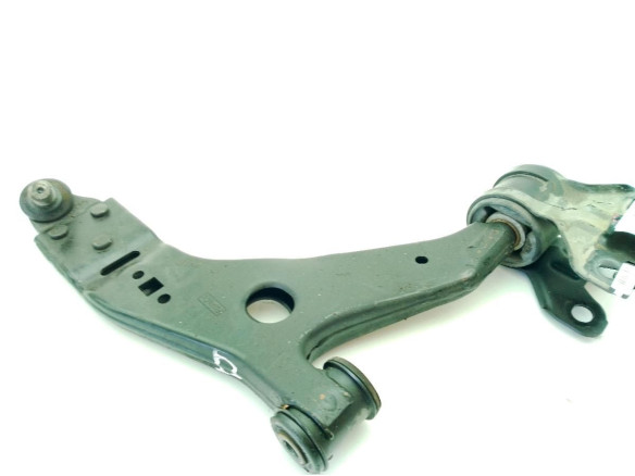   BRAZO SUSPENSION DEL DER INF FORD TRANSIT CONNECT Furgón|Desguaces La Cabaña