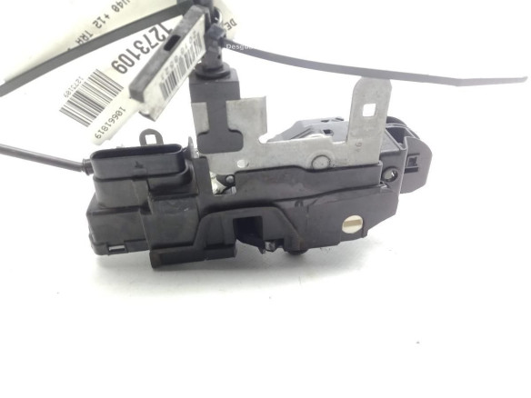 31440397 CERRADURA PUERTA LAT TRA IZQ VOLVO V40 Fastback (525, 526)|Desguaces La Cabaña