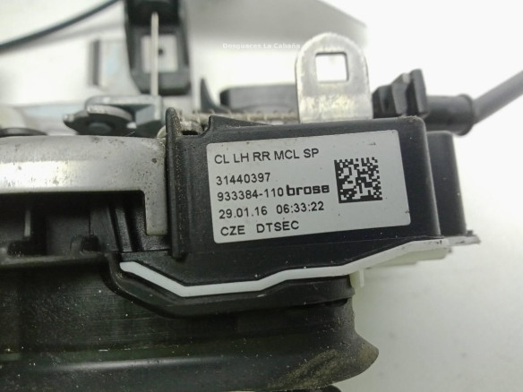 31440397 CERRADURA PUERTA LAT TRA IZQ VOLVO V40 Fastback (525, 526)|Desguaces La Cabaña