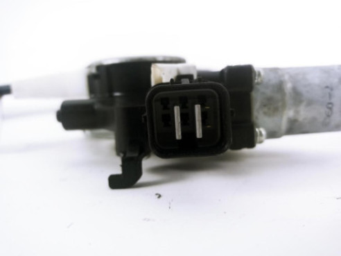 BRAZO LIMPIAPARABRISAS TRA PORTÓN SUBARU FORESTER (SH_)|Desguaces La Cabaña 2