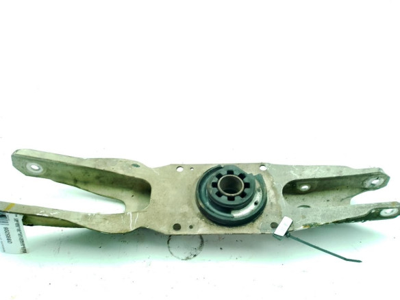 A2463500506 BRAZO SUSPENSION TRA DER INF MERCEDES BENZ CLASE A (W176)|Desguaces La Cabaña