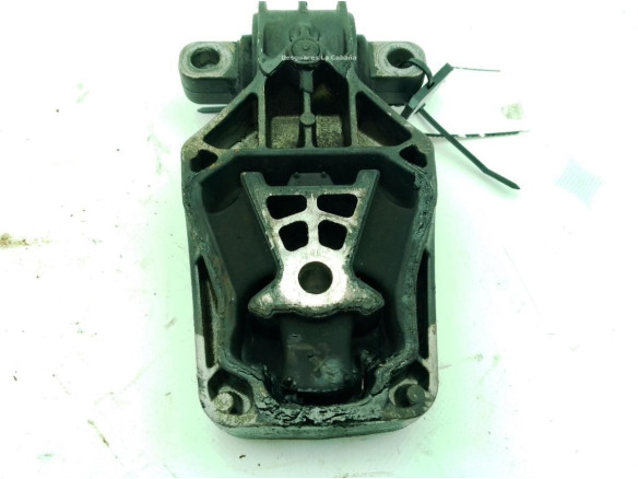 A2462401209 SOPORTE MOTOR INF INFINITI Q30|Desguaces La Cabaña