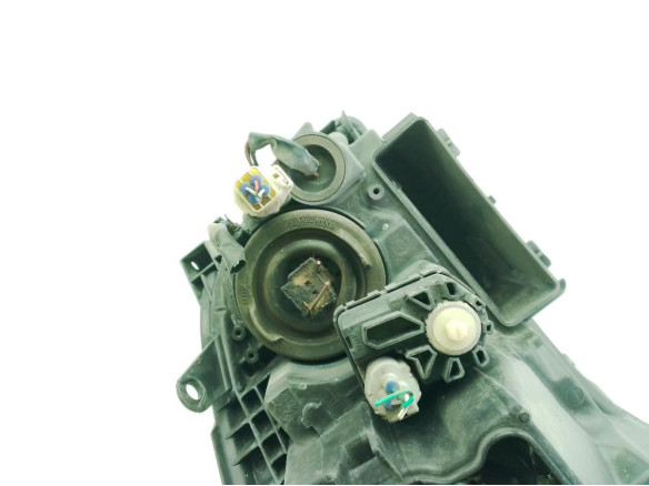   FARO IZQUIERDO TOYOTA AVENSIS (_T25_)|Desguaces La Cabaña