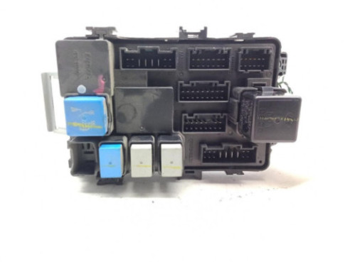 CAJA FUSIBLES INTERIOR (BSI)|Desguaces La Cabaña 2