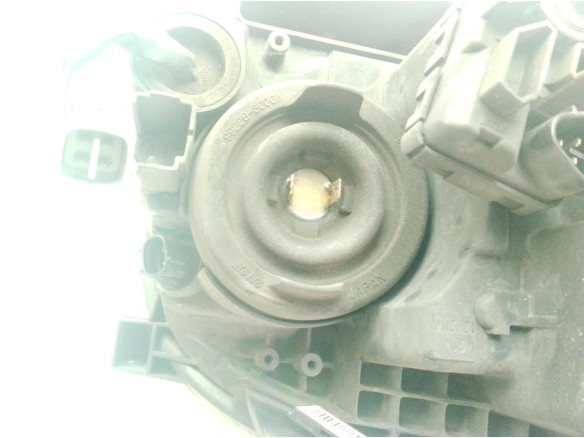 8117005194 FARO IZQUIERDO TOYOTA AVENSIS Ranchera familiar (_T25_)|Desguaces La Cabaña