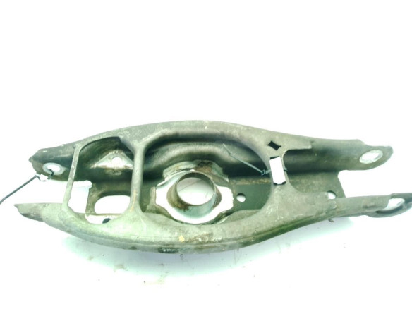   BRAZO SUSPENSION TRA DER INF CENTRAL BMW 1 (E81)|Desguaces La Cabaña