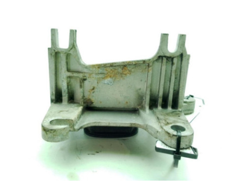 112226161R SOPORTE MOTOR IZQ NISSAN NV300 Furgón (X82)|Desguaces La Cabaña