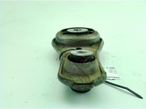 8746R SOPORTE MOTOR INF NISSAN NV300 Furgón (X82)|Desguaces La Cabaña