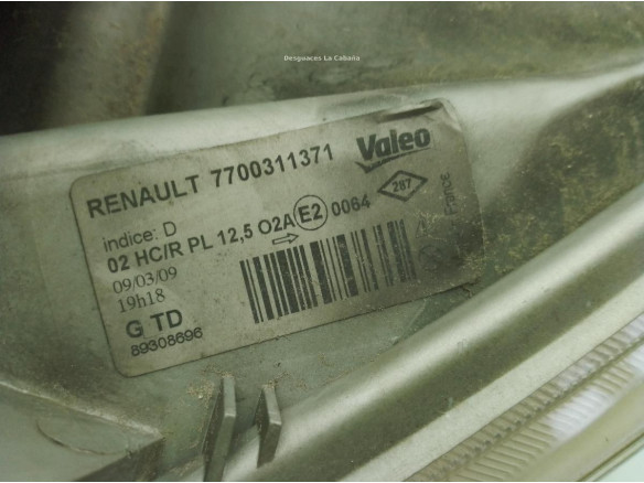 7700311371 FARO IZQUIERDO RENAULT TRAFIC II Furgón (FL)|Desguaces La Cabaña