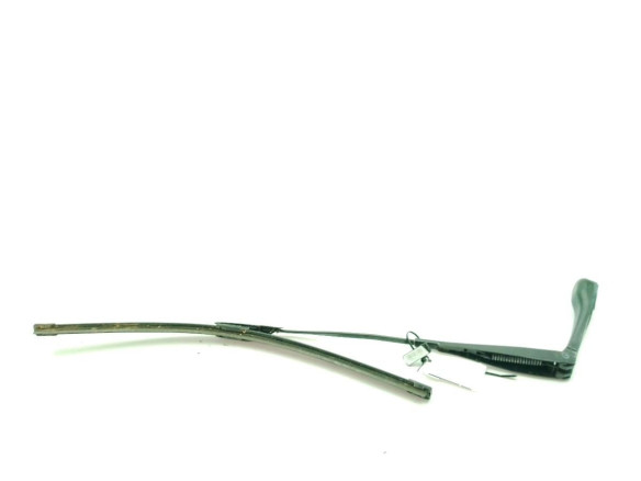 A2068200900 BRAZO LIMPIAPARABRISAS DEL IZQ MERCEDES BENZ CLASE C T-MODEL (S206)|Desguaces La Cabaña