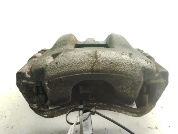 PINZA DEL IZQ TOYOTA AURIS (_E18_)|Desguaces La Cabaña