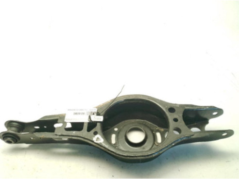BRAZO SUSPENSION TRA DER INF CENTRAL TOYOTA COROLLA Ranchera familiar (_E21_)|Desguaces La Cabaña