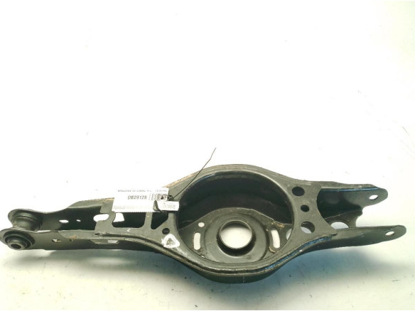 BRAZO SUSPENSION TRA DER INF CENTRAL TOYOTA COROLLA Ranchera familiar (_E21_)|Desguaces La Cabaña