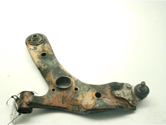 BRAZO SUSPENSION DEL IZQ INF TOYOTA AURIS (_E18_)|Desguaces La Cabaña