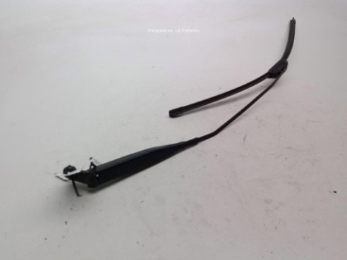 A1688201144 BRAZO LIMPIAPARABRISAS DEL IZQ MERCEDES BENZ VANEO (414)|Desguaces La Cabaña