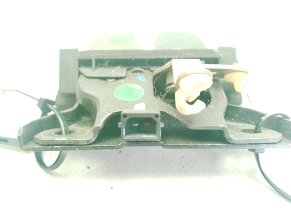 CERRADURA PORTON / TAPA MALETA AUDI A3 (8L1)|Desguaces La Cabaña