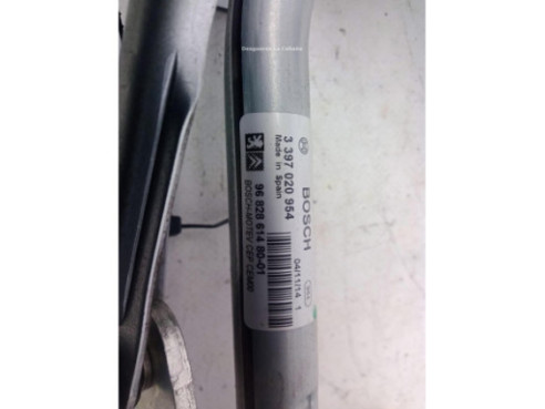9682861480 MOTOR LIMPIAPARABRISAS DEL PEUGEOT PARTNER Furgón|Desguaces La Cabaña