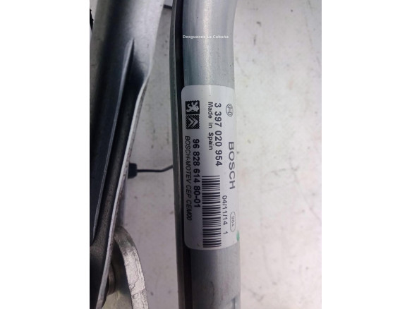 9682861480 MOTOR LIMPIAPARABRISAS DEL PEUGEOT PARTNER Furgón|Desguaces La Cabaña